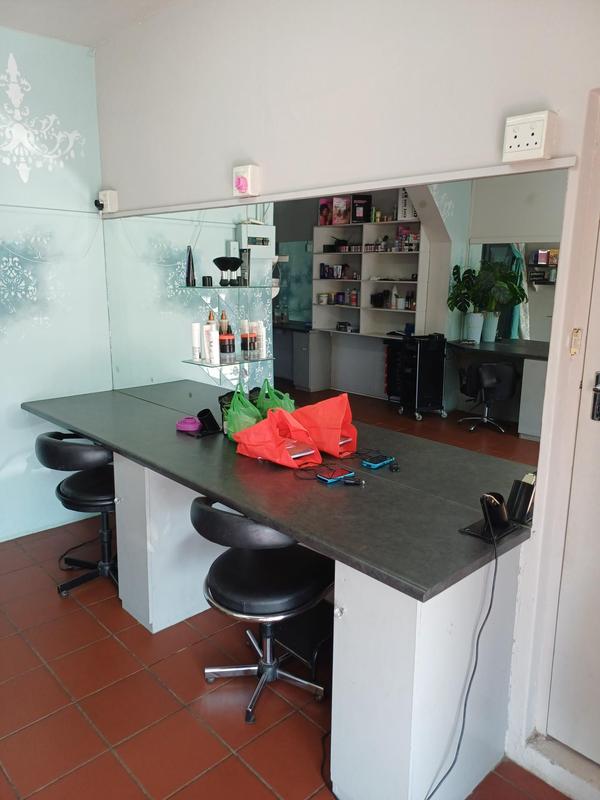 To Let Commercial Property for Rent in Gonubie Eastern Cape